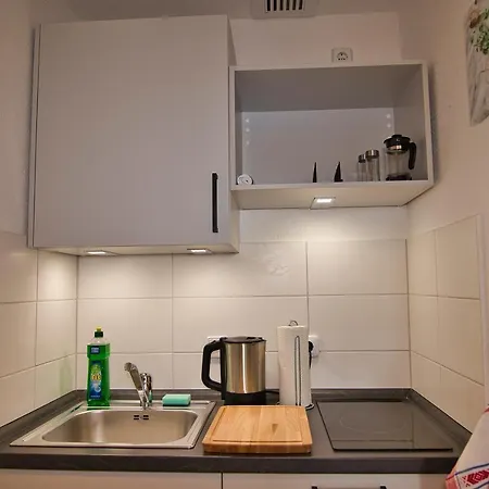 Rr - Tiny - Parking - Kitchen - Wifi Apartmán